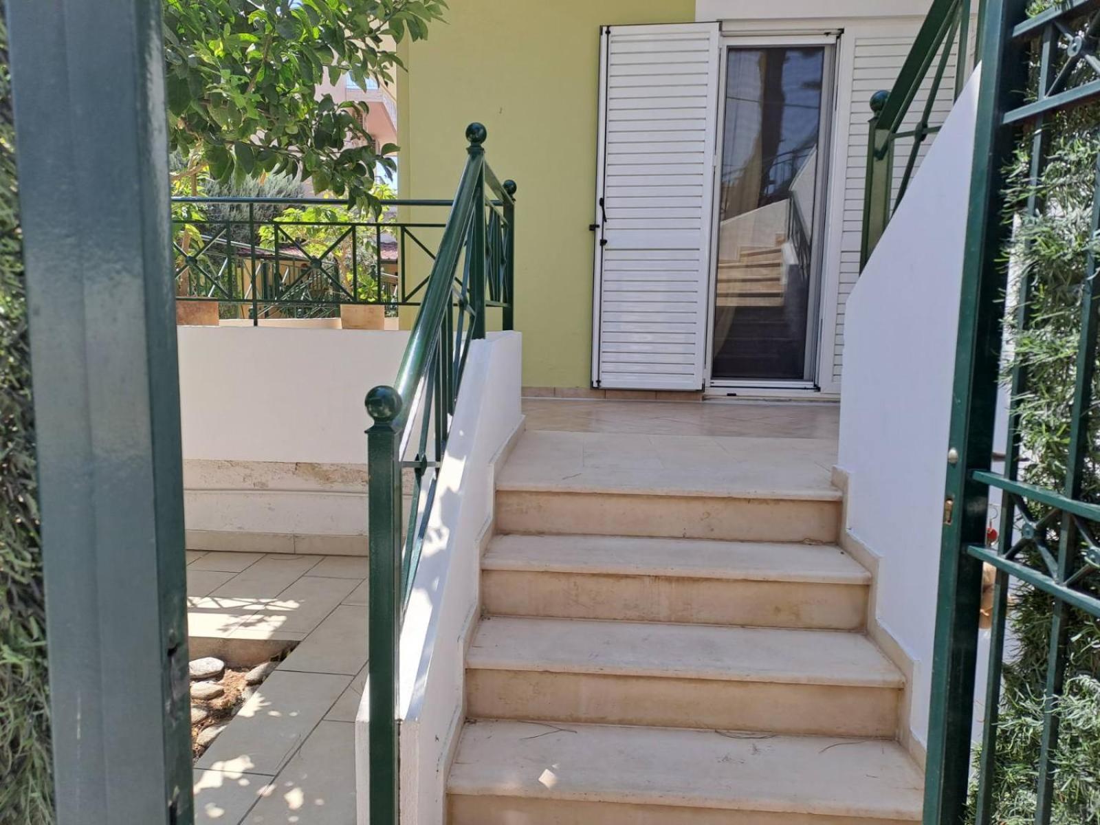 Dimitris Place Near Athens Airport Koropíon Dış mekan fotoğraf